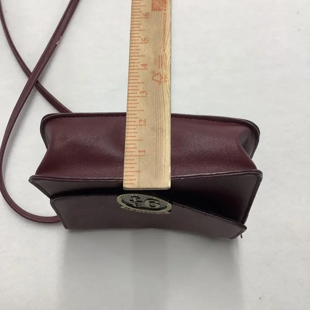 Harry Potter Platform 9 3/4 Crossbody Bag Womens Small Burgundy Faux Leather
